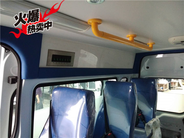 新世代全順v348江鈴救護(hù)車(chē)（臥鋪版）