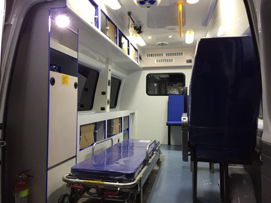 江鈴特順救護車（長軸）