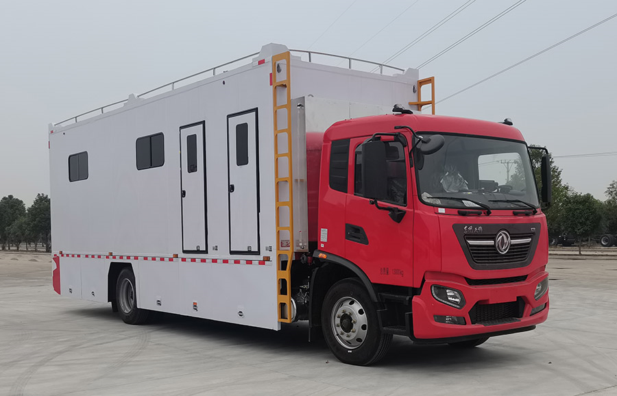 東風天錦7蹲位環保廁所車