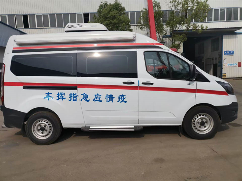 福特新全順V362防疫指揮車(chē)