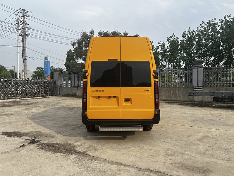 福特福順自動(dòng)擋救險(xiǎn)車(chē)