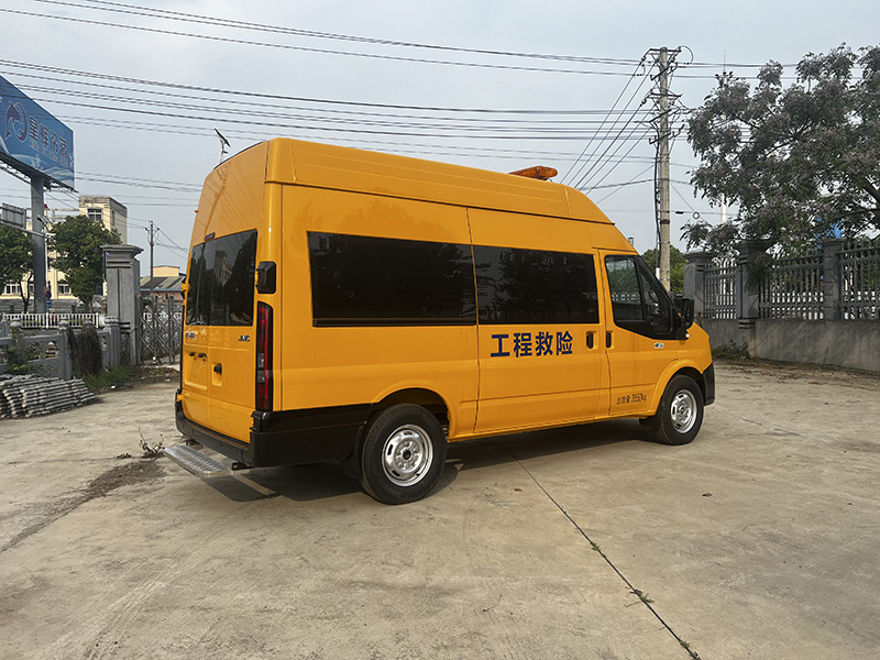 福特福順自動(dòng)擋救險(xiǎn)車(chē)